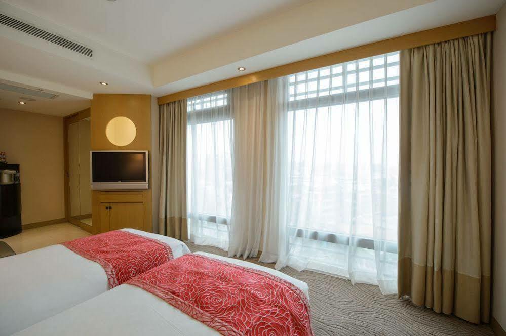 Landmark Inn New Taipei City Esterno foto